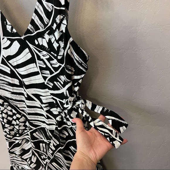 Nik + Zoe MOONLIT Palm dress, sleeveless, black and white, size S NWT - Picture 7 of 13